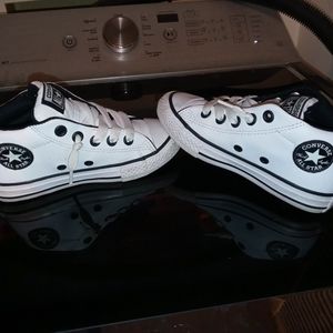 Boys converse